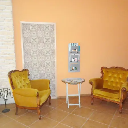 Supreme Apartment *