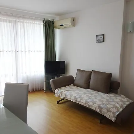 Supreme Apartment *